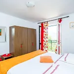 Laurel Leaf - Three Bedroom With Terrace Διαμέρισμα *