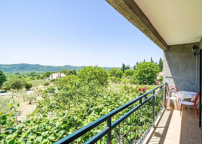 Apartman Laurel Leaf - Three Bedroom With Terrace *