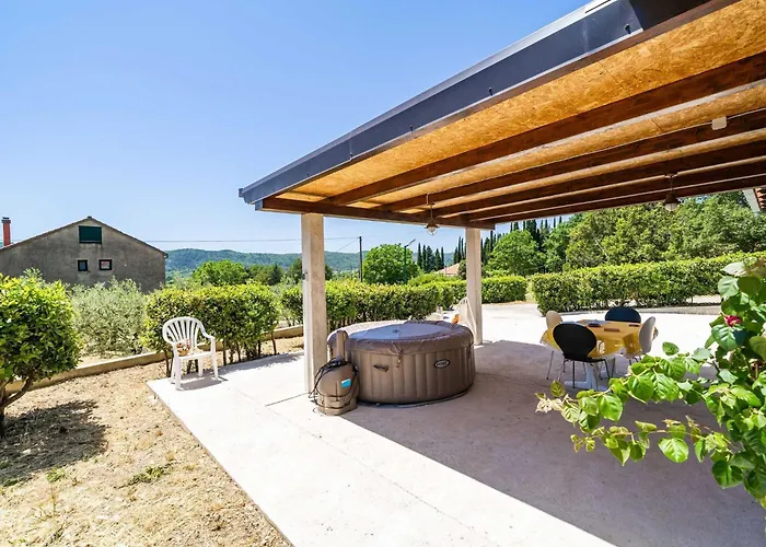 Laurel Leaf - Three Bedroom With Terrace Lejlighed