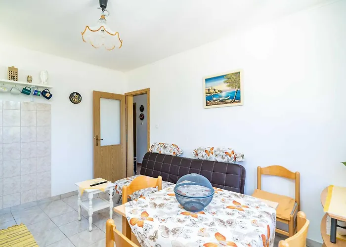 Laurel Leaf - Three Bedroom With Terrace * Gruda