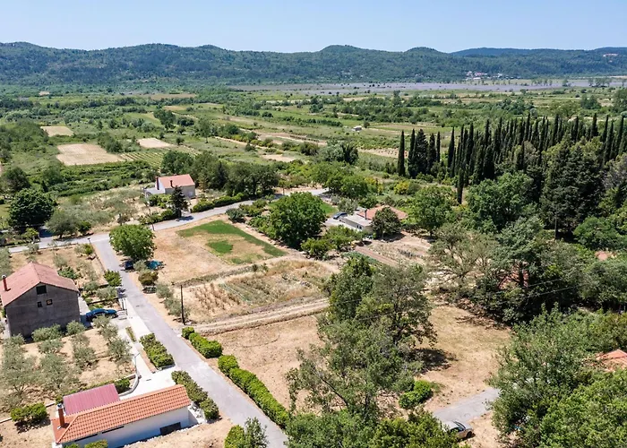 Laurel Leaf - Three Bedroom With Terrace Lejlighed